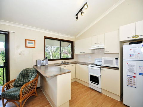 Pet Friendly On Pelican Close To Myall River - Geraldton Accommodation 2