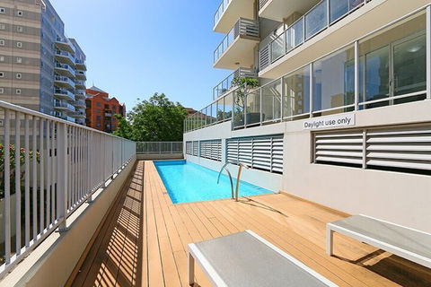 Stunning Two-storey Apartment In Perth's CBD - Geraldton Accommodation 6