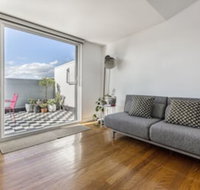 Fabulous Fitzroy Converted Warehouse - Geraldton Accommodation