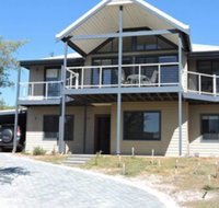 Jay's Beach House - Geraldton Accommodation
