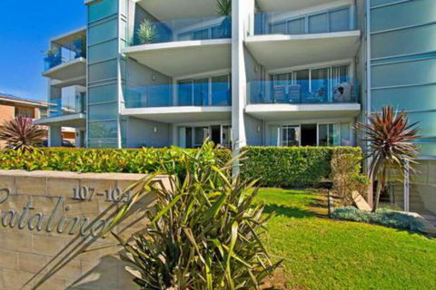 Catalina Luxury 9 - Geraldton Accommodation 5