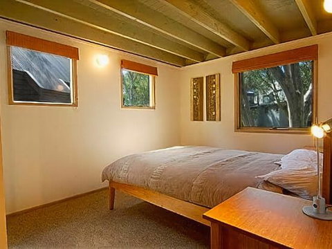 Davenport - Geraldton Accommodation 4