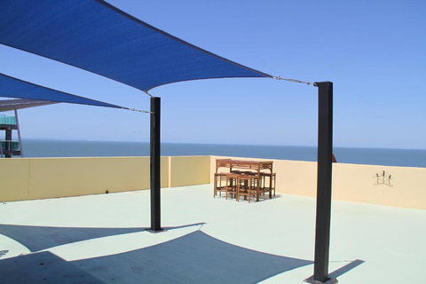 Sunset Sails Redcliffe - Geraldton Accommodation 3