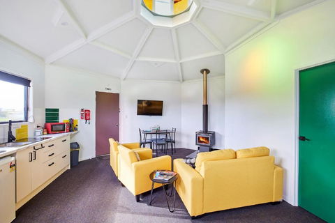 Zuny Yurt - Geraldton Accommodation 5