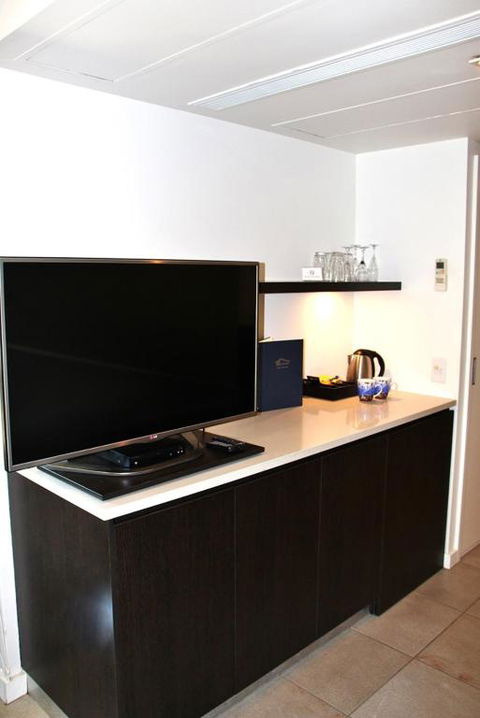 132 SEA TEMPLE LUXURY DIRECT STUDIO - Geraldton Accommodation 3