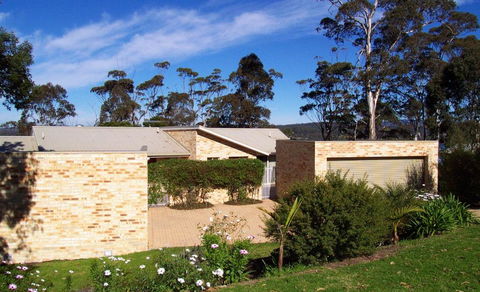 LAKESIDE2 - Geraldton Accommodation 1