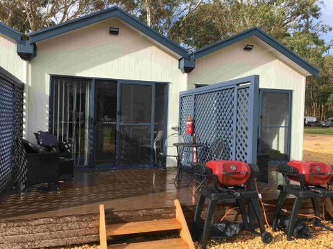 Coonawarra Cabins Unit B - Geraldton Accommodation 5