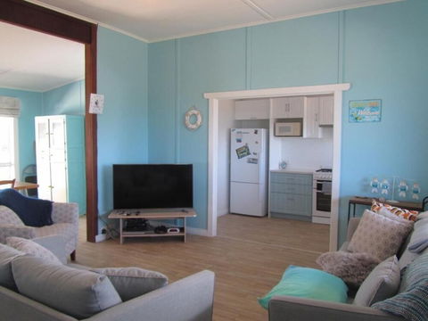 Storm Bay View - Geraldton Accommodation 2
