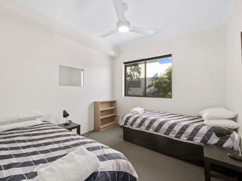 Hawaiian Gardens Unit 22 - Geraldton Accommodation 3