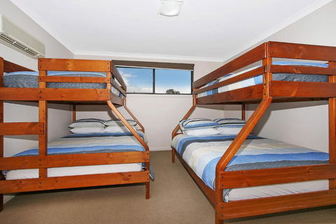 Cypress Townhouse 21 Mulwala - Geraldton Accommodation 3