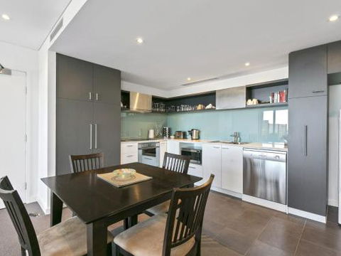 LORNE CHALET APARTMENT 36 Central Location - Geraldton Accommodation 6