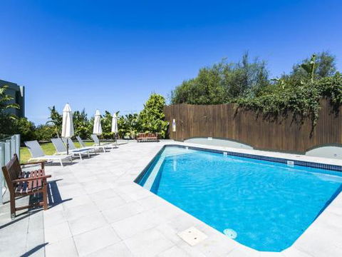 LORNE CHALET APARTMENT 36 Central Location - Geraldton Accommodation 1