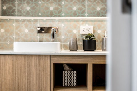 A PERFECT STAY Luxe & Bloom - Geraldton Accommodation 5