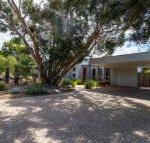 YOU ME  THE SEA BLAIRGOWRIE - Geraldton Accommodation