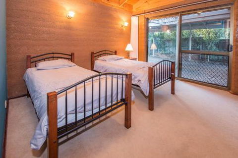 Ultramarine - Geraldton Accommodation 2