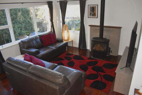 NEW Winston Cottage Leura Views & Location - Geraldton Accommodation 2