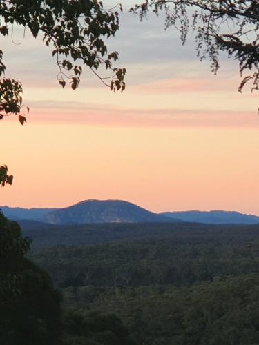 NEW Winston Cottage Leura Views & Location - Geraldton Accommodation 6
