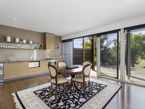 DREW Stay On St. Andrews Top Rated Golf Course - Geraldton Accommodation 5