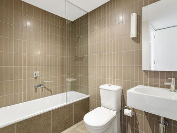 DREW Stay On St. Andrews Top Rated Golf Course - Geraldton Accommodation 6