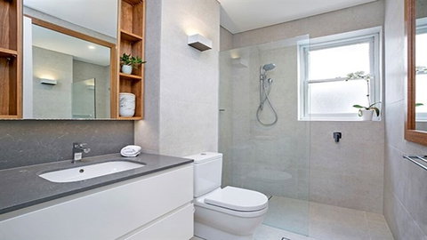 Modern Apartment With Sydneys Finest Views CP308 - Geraldton Accommodation 1