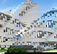 Modern Apartment with Sydneys Finest Views CP308 - Geraldton Accommodation