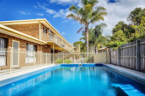 Allambi Holiday Apartments - Geraldton Accommodation 0