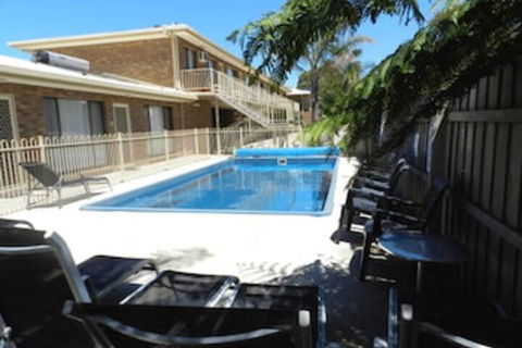 Allambi Holiday Apartments - Geraldton Accommodation 7