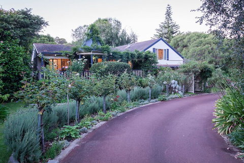 Rosewood Guesthouse - Geraldton Accommodation 1