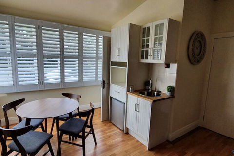 Canungra Hotel - Geraldton Accommodation 6