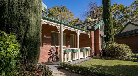 The Birch House - Silver Birches - Geraldton Accommodation 0