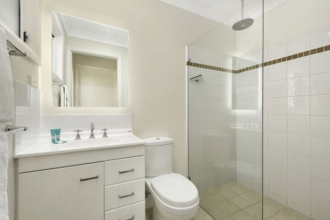 Flynns On Surf Beach Villas - Geraldton Accommodation 4