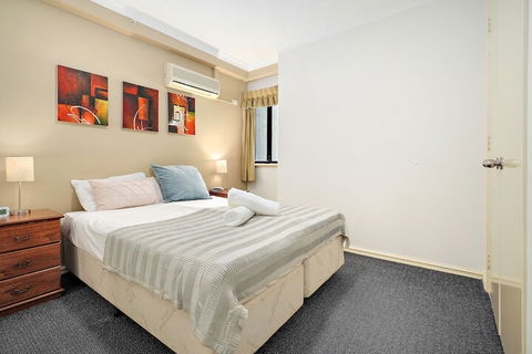 Perth City Lux Apartments - Geraldton Accommodation 7