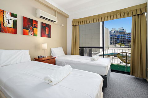 Perth City Lux Apartments - Geraldton Accommodation 3