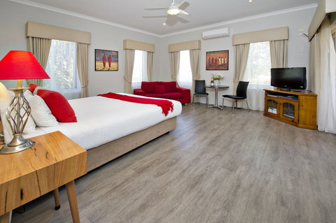 Vintages Accommodation - Geraldton Accommodation 6