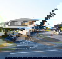 Rover Holiday Units - Geraldton Accommodation