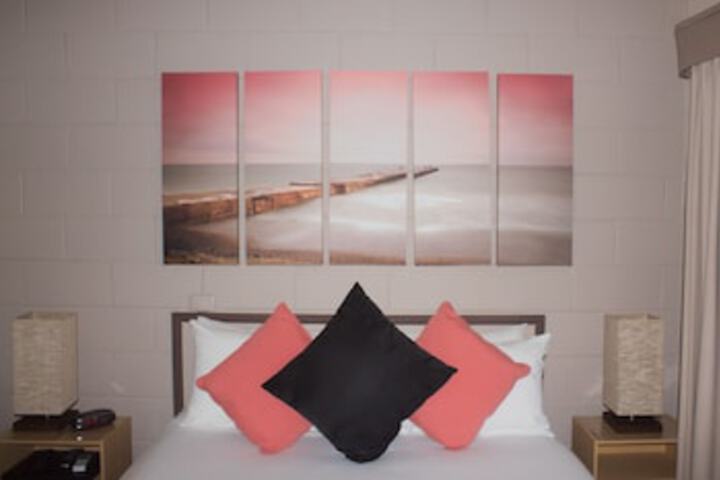 Austral Eden NSW Geraldton Accommodation
