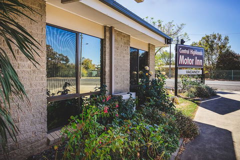 Central Highlands Motor Inn - Geraldton Accommodation 1