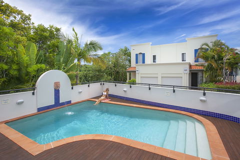 The Point Coolum Beach - Geraldton Accommodation 5