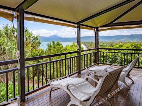 Bangalow 50 Murphy Street Port Douglas - Geraldton Accommodation 3