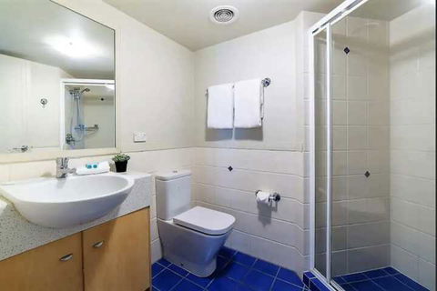 Gold Coast Apartment At Sandcastles On Broadwater - Geraldton Accommodation 4