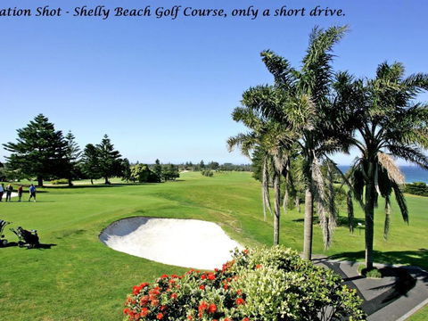 Ocean Pines Unit 1 Blue Bay NSW - Geraldton Accommodation 1