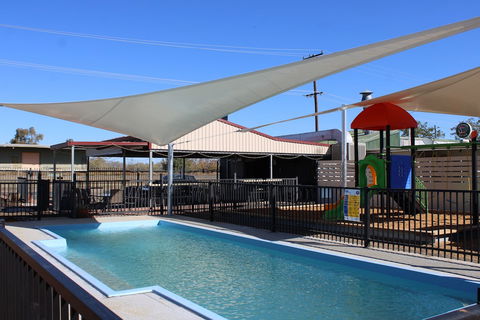 Sunshine Gardens Bourke Resort - Geraldton Accommodation 3