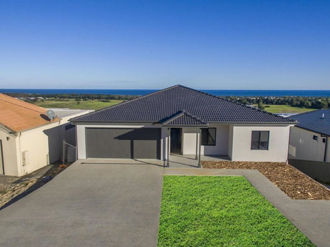 Sunset Horizon At Lady Bay 8 Huntingdale Drive - Geraldton Accommodation 5