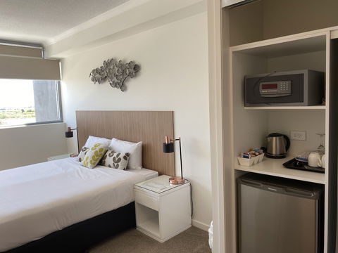 Airtrip Apartments On River Street - Geraldton Accommodation 5