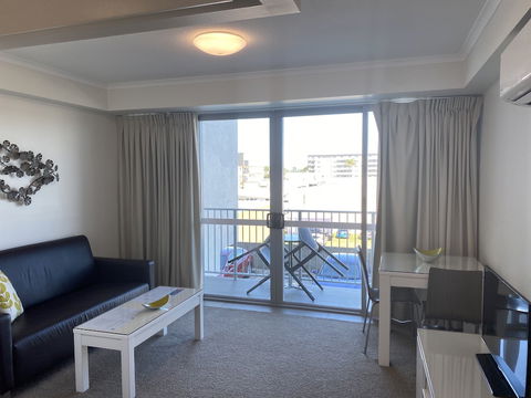 Airtrip Apartments On River Street - Geraldton Accommodation 4