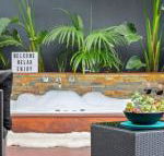 AMORE a Tranquil Retreat with Couples Spa - Geraldton Accommodation