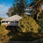 Stunning Queenslander - Geraldton Accommodation 0