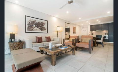 Sea Temple Port Douglas Swim Out Two Bathrooms Direct Pool Access - Geraldton Accommodation 1