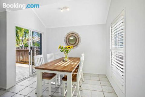 Seychelles - Geraldton Accommodation 3