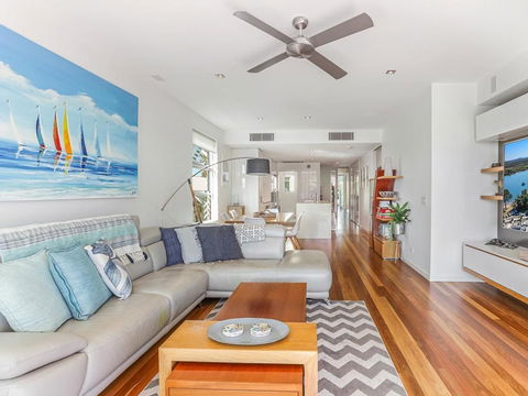 Panoramic River & Ocean Views Noosaville - Geraldton Accommodation 5